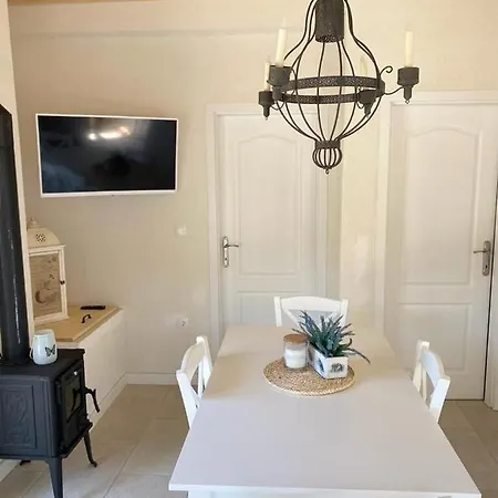 Nyaraló House Sea La Vie