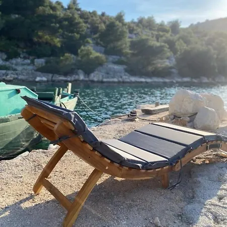 House Sea La Vie