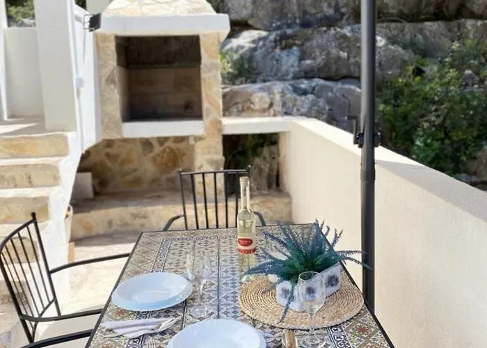 Semesterbostad House Sea La Vie Murter